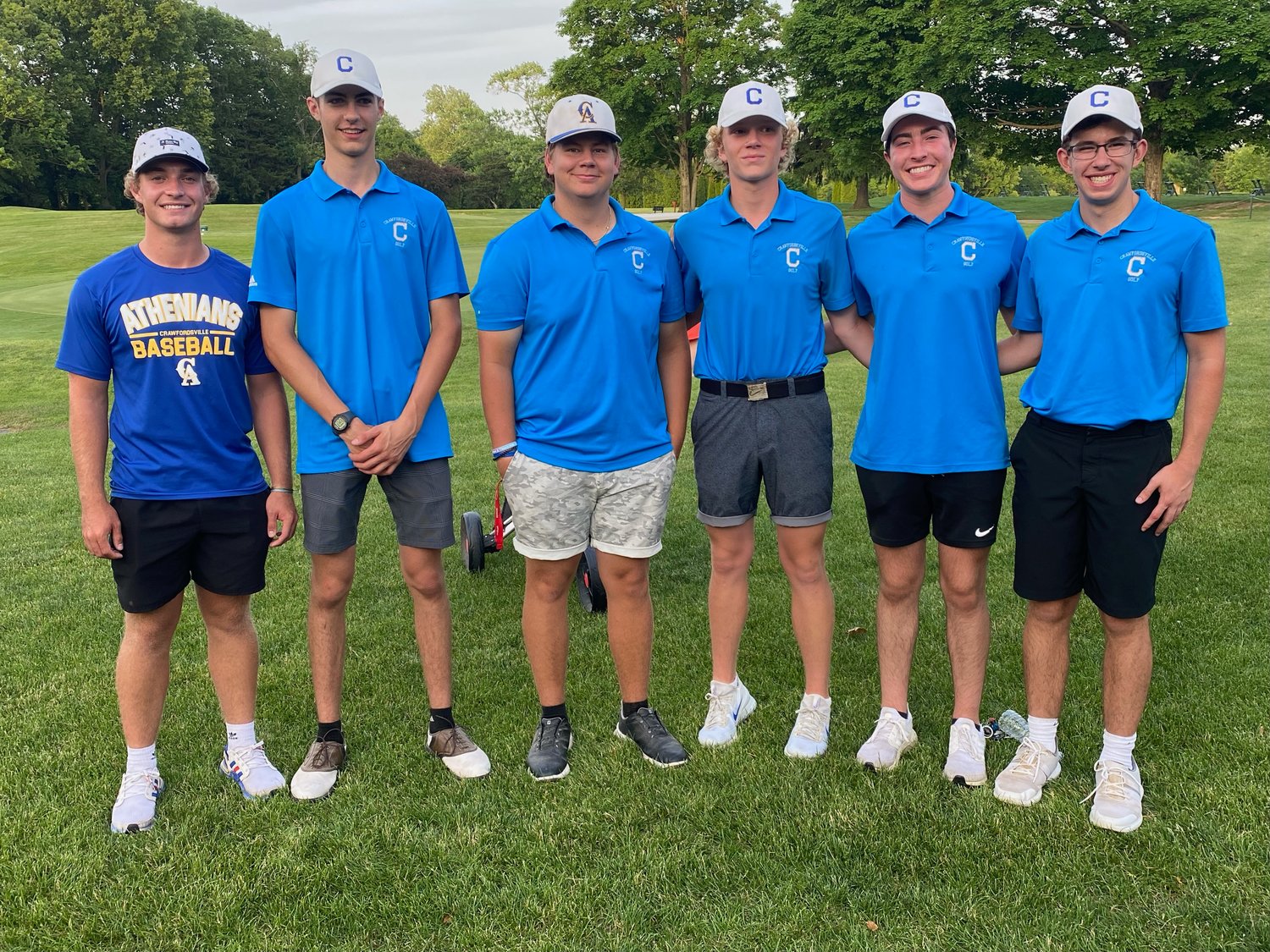 Crawfordsville boys golf edged out county rival Southmont yet again. This time it was for the county title as CHS bested the Mounties 347-349. The county title also give Crawfordsville the Journal Review’s Montgomery County Chase title for the first time in school history.